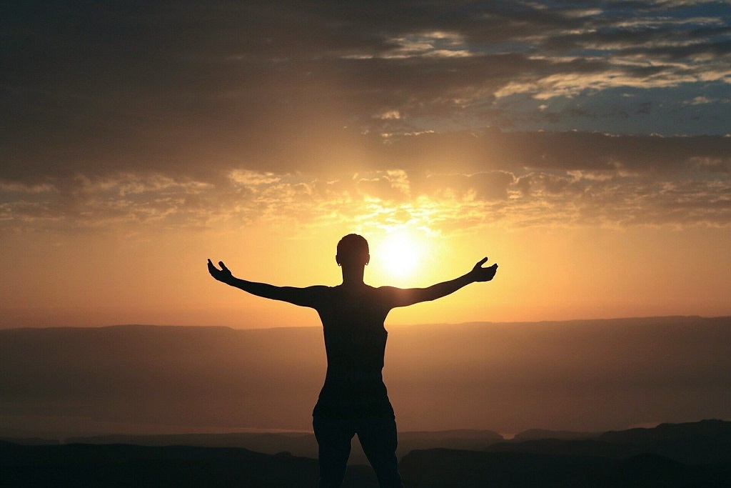 pratiquer la gratitude-être reconnaissant-remercier apporte le bonheur